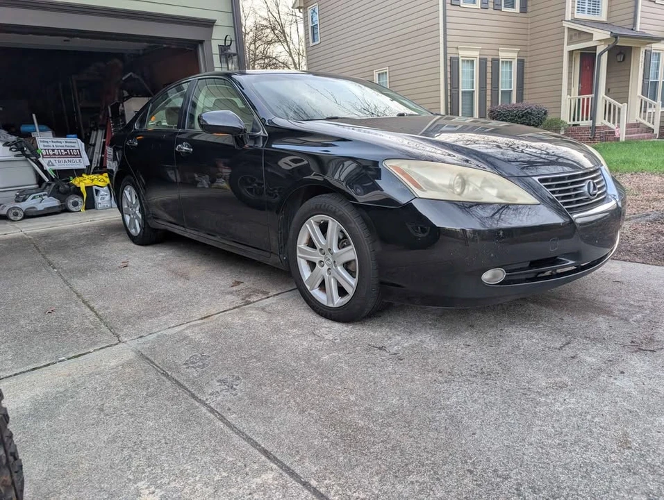 2008 Lexus ES 4th Gen - Image 4 of 10