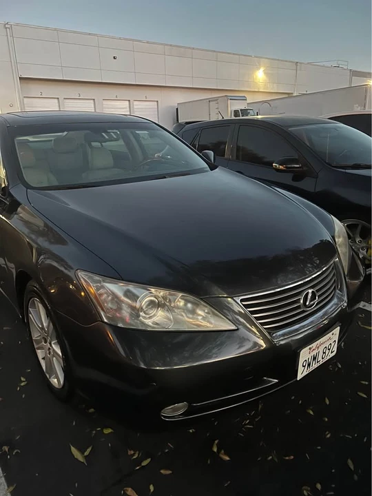 2008 Lexus ES 5th Gen - Image 2 of 13