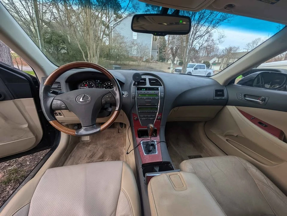 2008 Lexus ES 4th Gen - Image 6 of 10