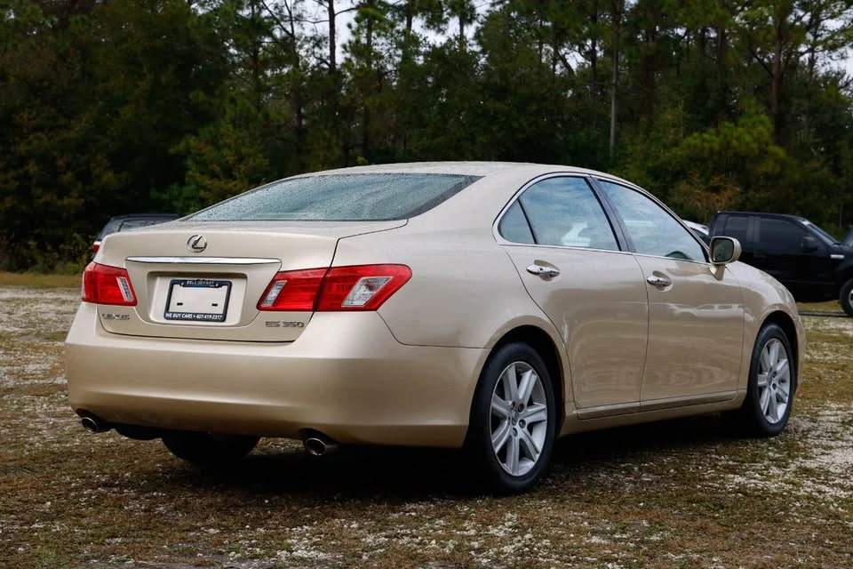 2008 Lexus ES 4th Gen - Image 3 of 16