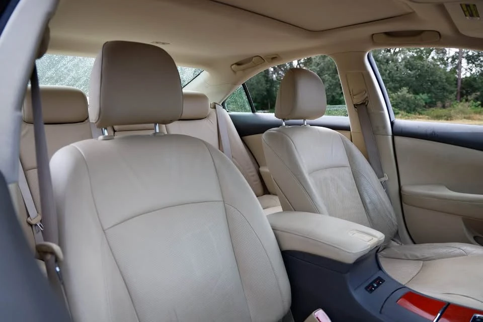2008 Lexus ES 4th Gen - Image 13 of 16