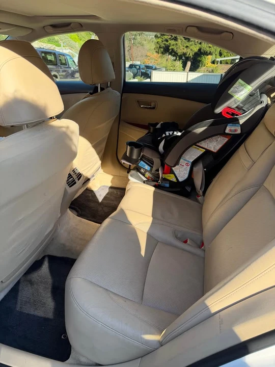 2008 Lexus ES 4th Gen - Image 6 of 9