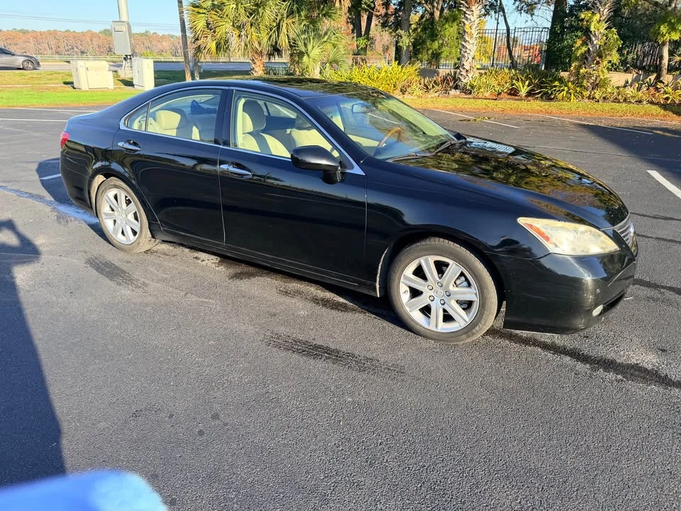 2008 Lexus ES 4th Gen - Image 4 of 11