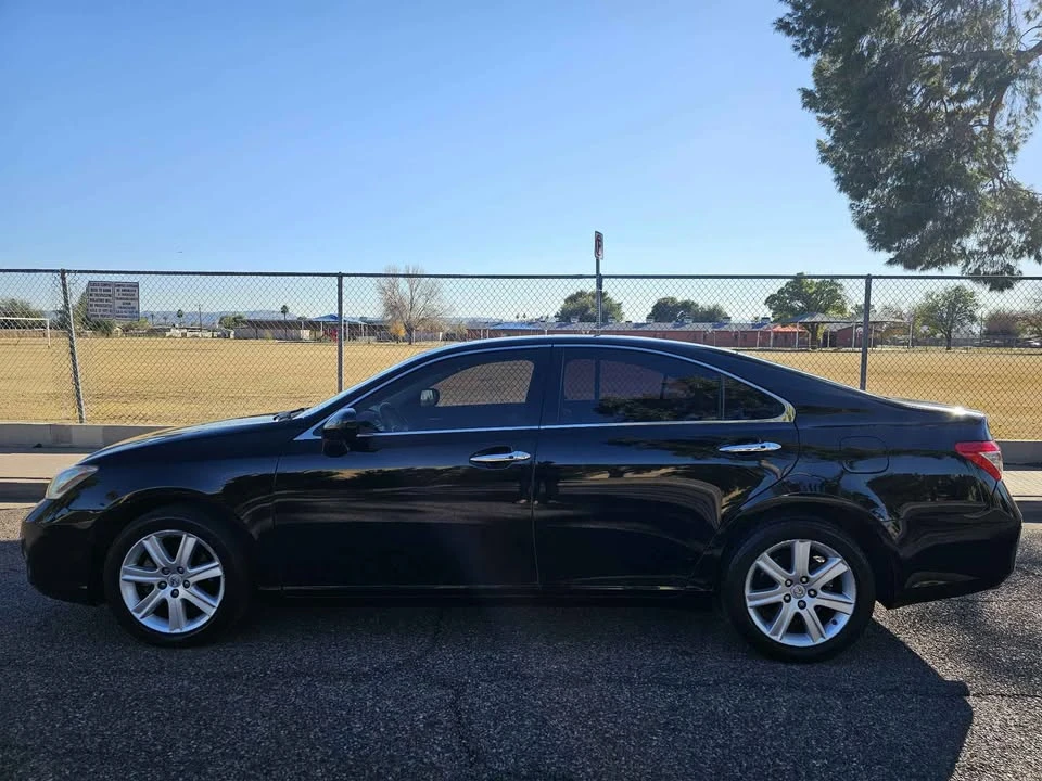 2008 Lexus ES 5th Gen - Image 2 of 12