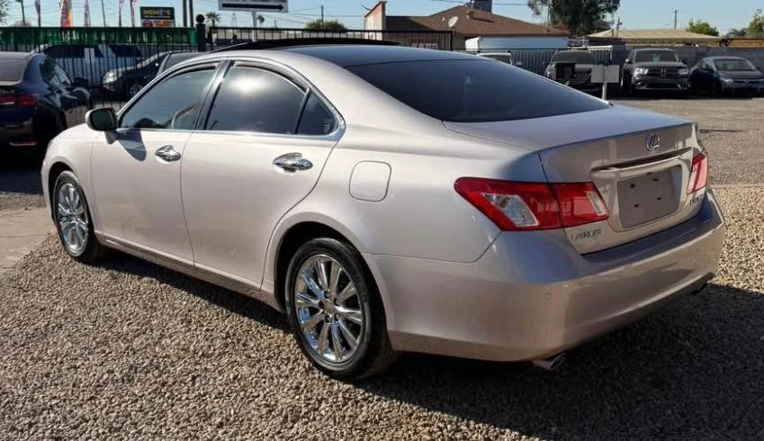 2008 Lexus ES 4th Gen - Image 4 of 11