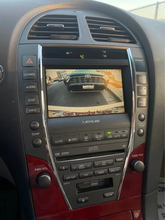 2008 Lexus ES 5th Gen - Image 12 of 13
