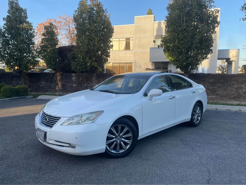2008 Lexus ES 5th Gen - Image 2 of 13