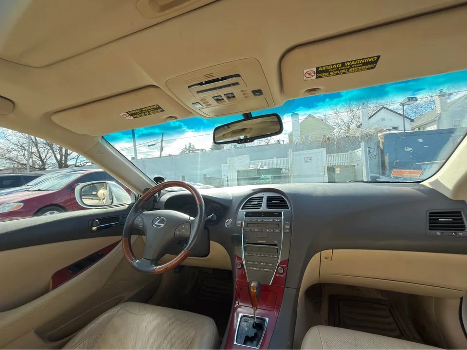 2008 Lexus ES 5th Gen - Image 12 of 14