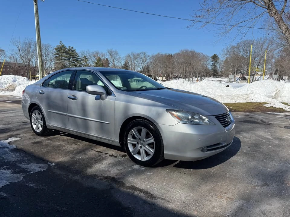 2008 Lexus ES 5th Gen - Image 2 of 16