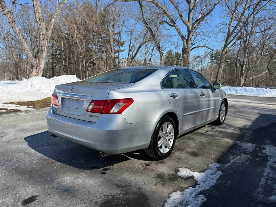 2008 Lexus ES 5th Gen - Image 4 of 16