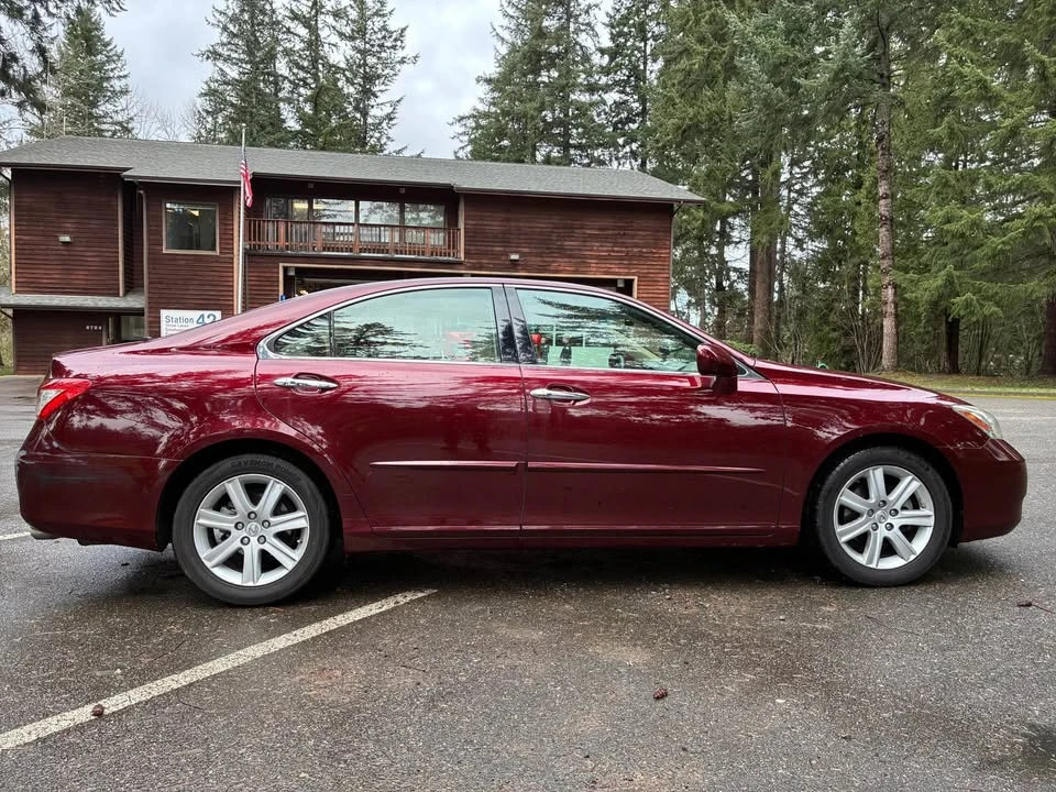 2008 Lexus ES 5th Gen - Image 8 of 12