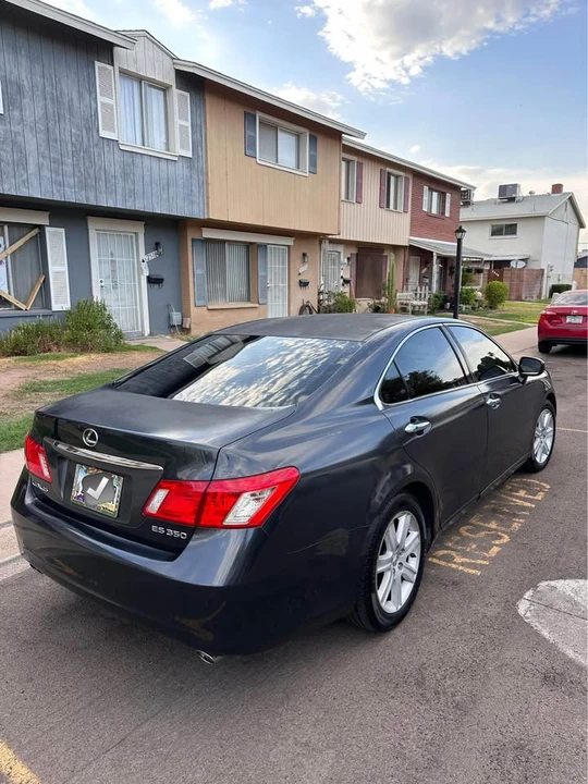 2008 Lexus ES 5th Gen - Image 2 of 18