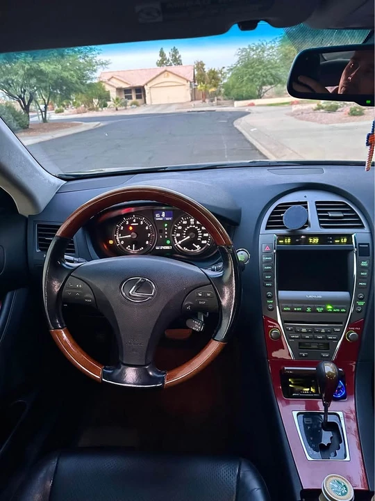 2008 Lexus ES 5th Gen - Image 16 of 18