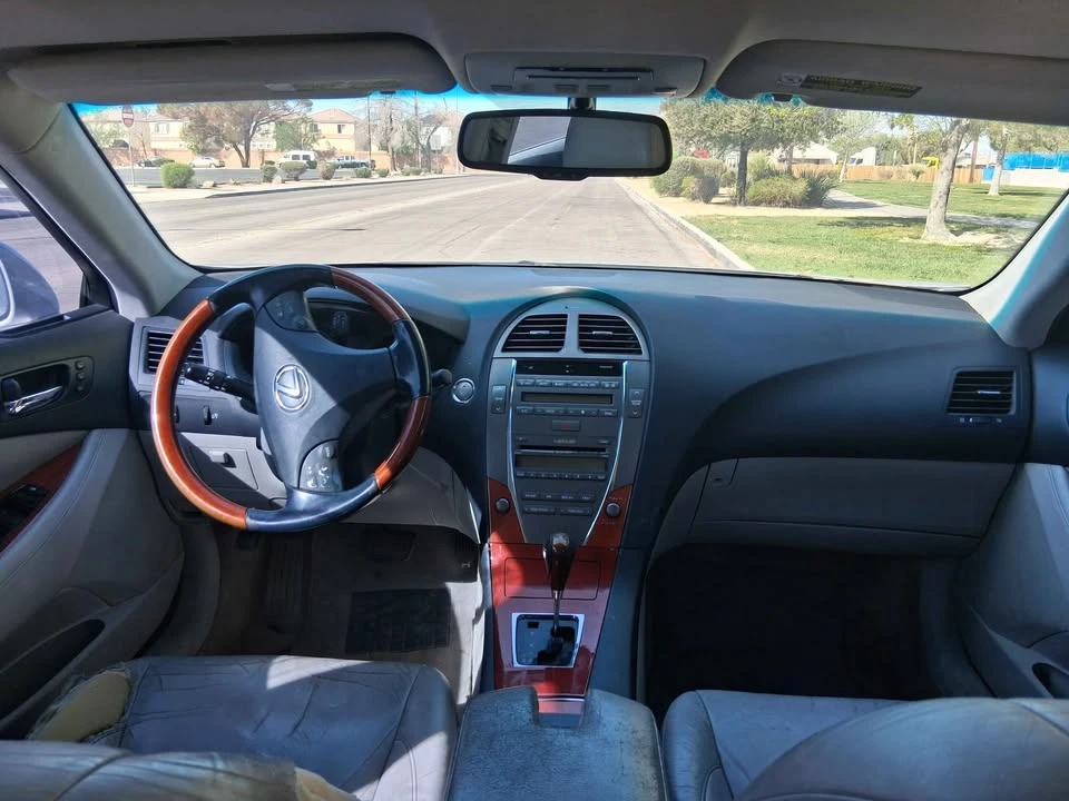 2008 Lexus ES 5th Gen - Image 7 of 11