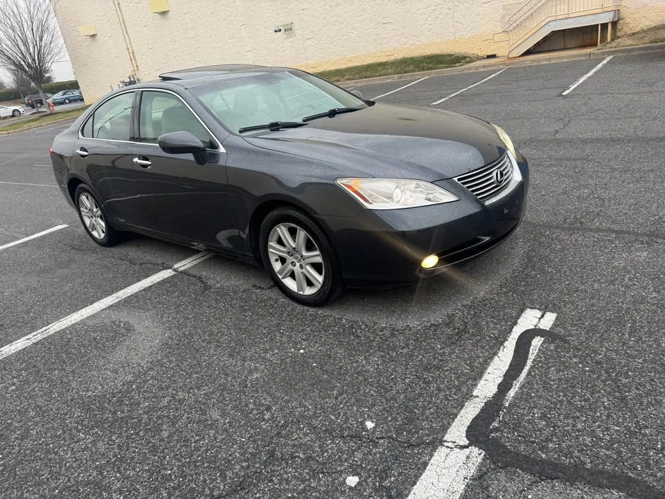 2008 Lexus ES 5th Gen - Image 10 of 15