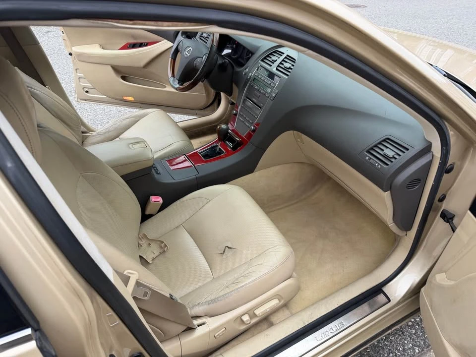 2008 Lexus ES 5th Gen - Image 11 of 12