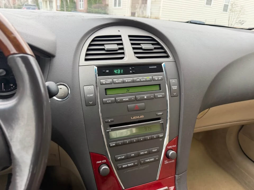 2008 Lexus ES 5th Gen - Image 12 of 12