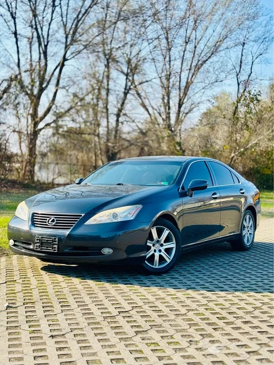 2008 Lexus ES 5th Gen - Image 2 of 16
