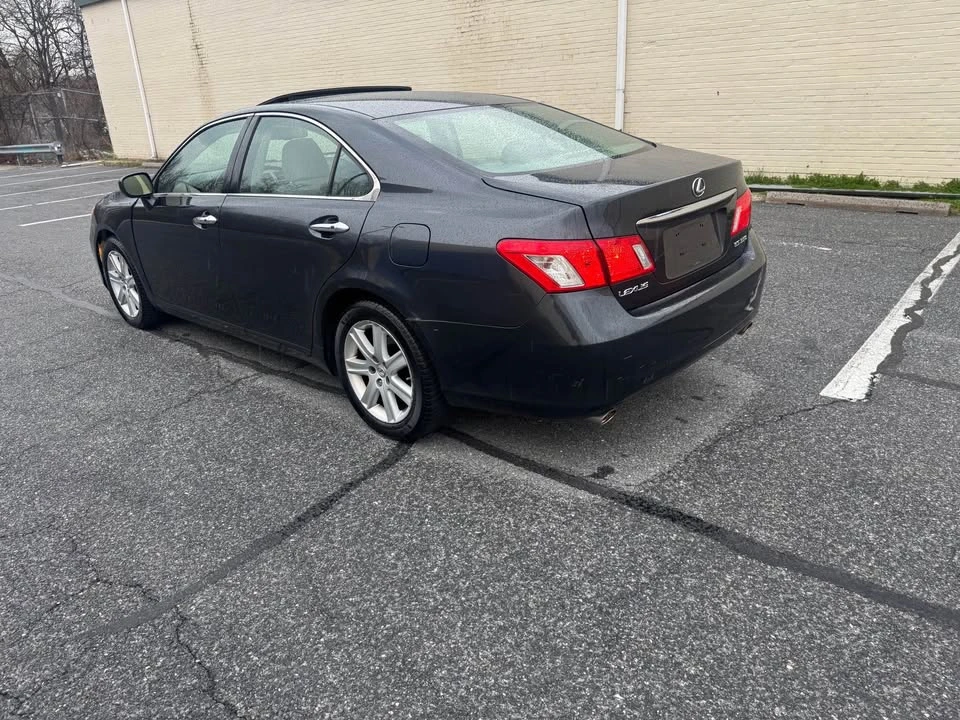 2008 Lexus ES 5th Gen - Image 11 of 15