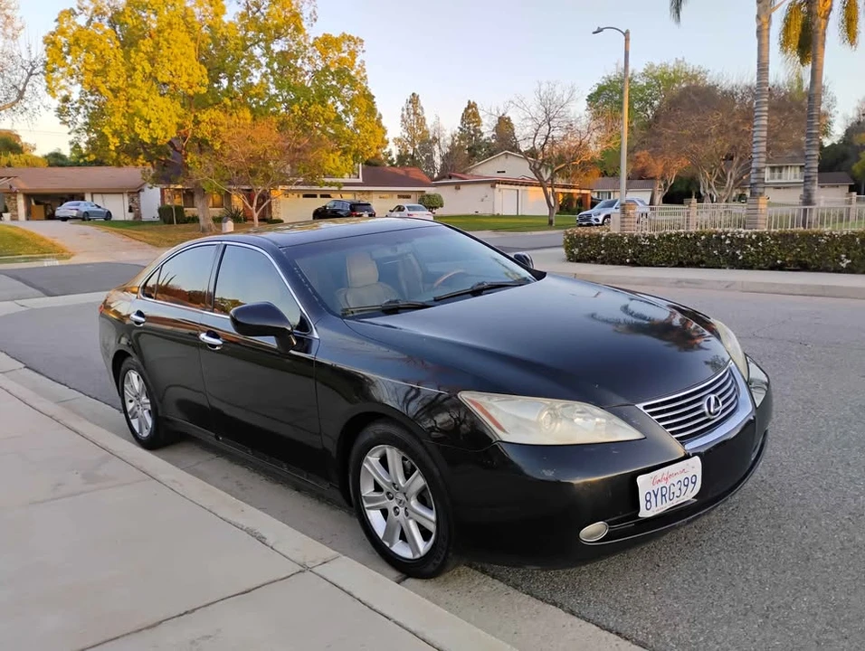 2008 Lexus ES 5th Gen - Image 3 of 12