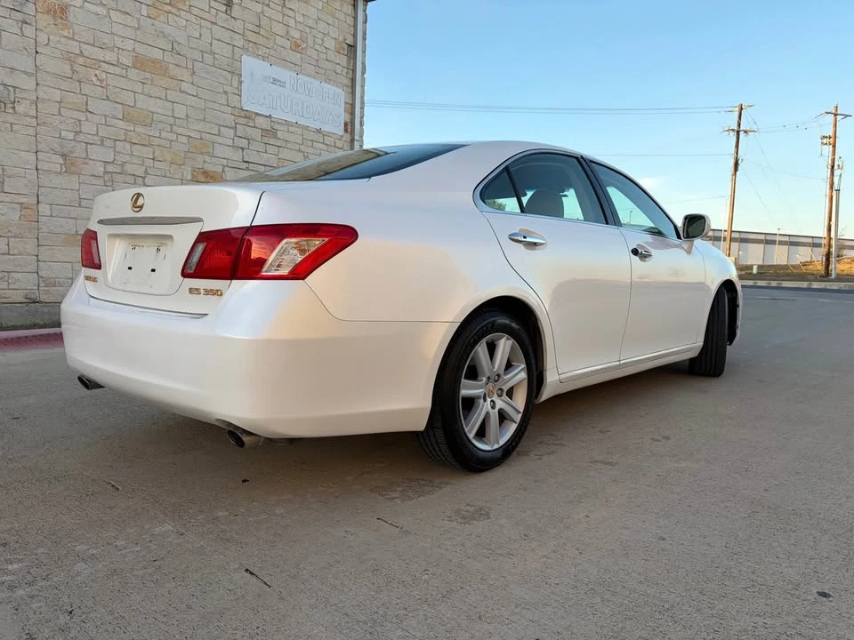 2008 Lexus ES 5th Gen - Image 2 of 11