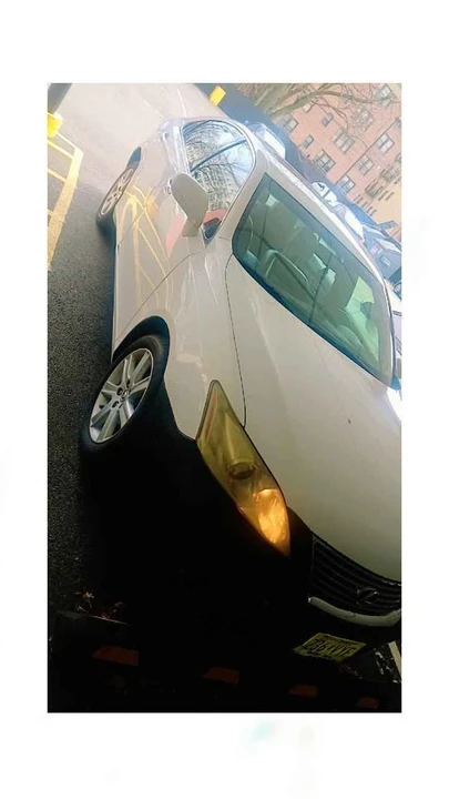 2008 Lexus ES 5th Gen - Image 2 of 6