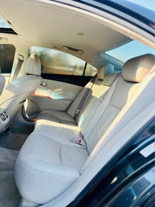 2008 Lexus ES 5th Gen - Image 12 of 16