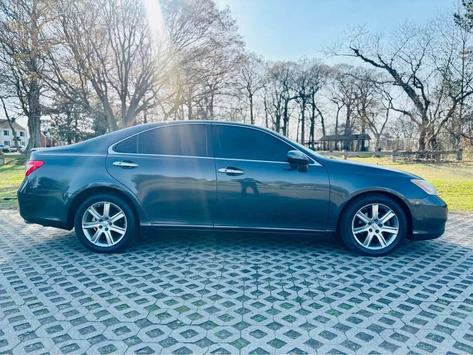 2008 Lexus ES 5th Gen - Image 4 of 16