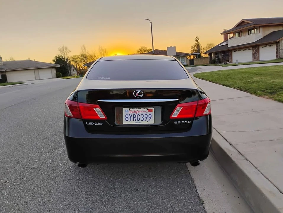 2008 Lexus ES 5th Gen - Image 5 of 12