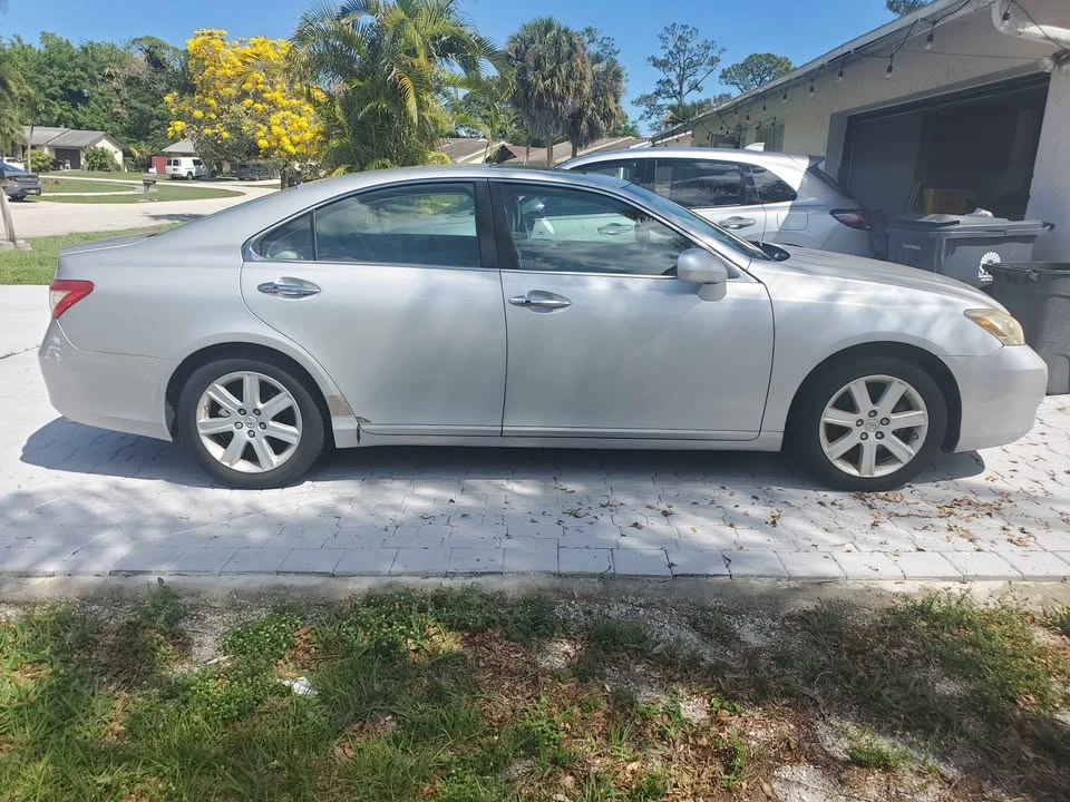 2008 Lexus ES 5th Gen - Image 4 of 9