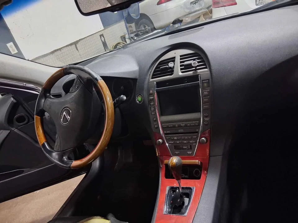 2008 Lexus ES 5th Gen - Image 7 of 7