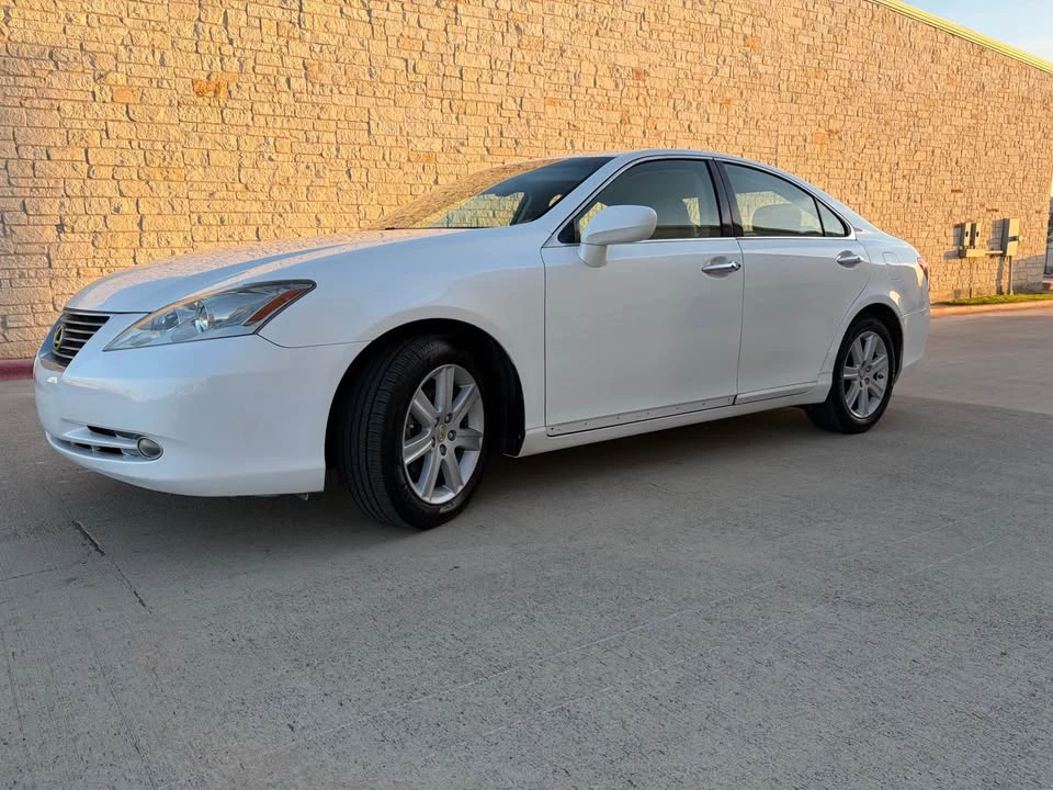 2008 Lexus ES 5th Gen - Image 4 of 11