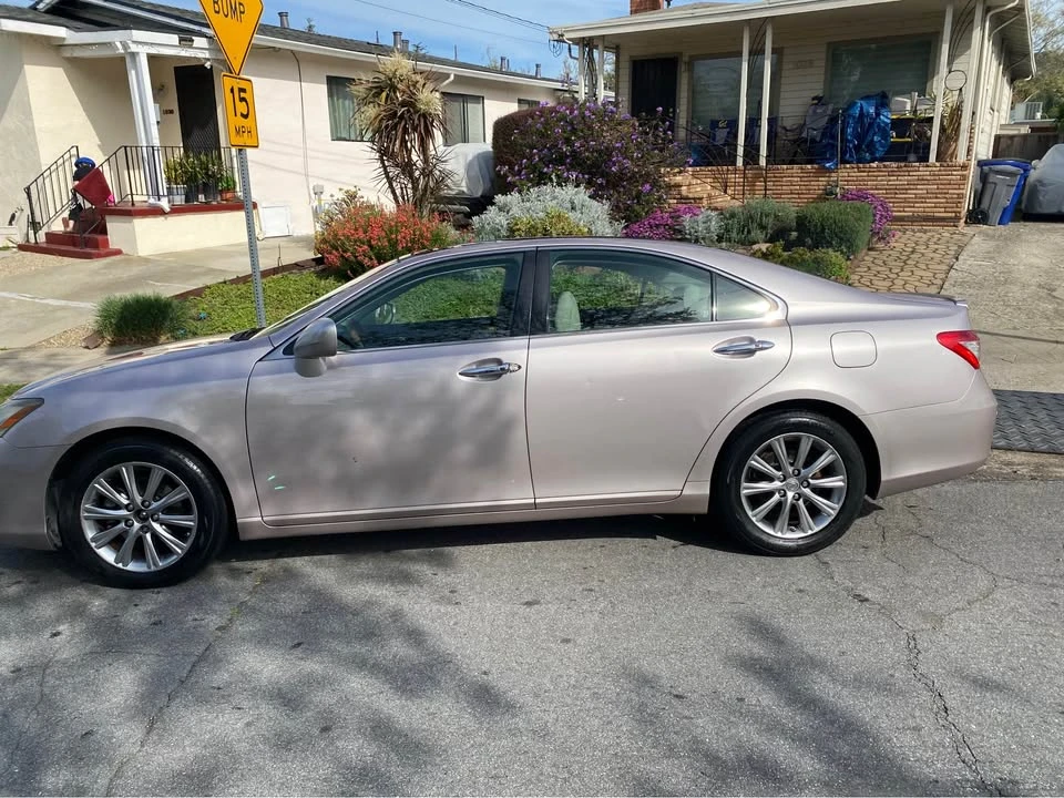 2008 Lexus ES 5th Gen - Image 9 of 15