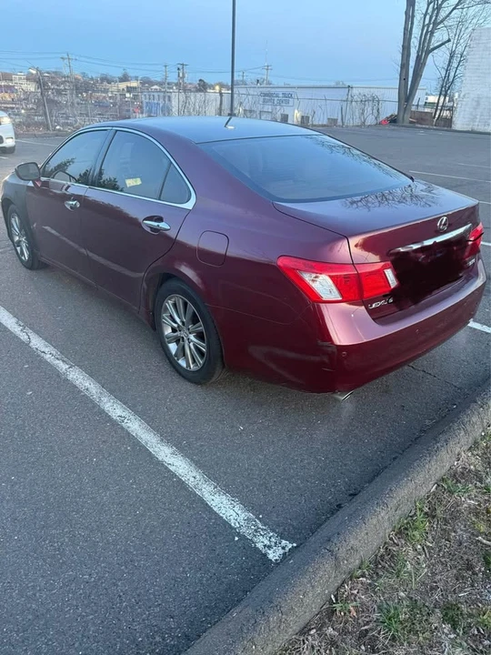 2008 Lexus ES 5th Gen - Image 4 of 17