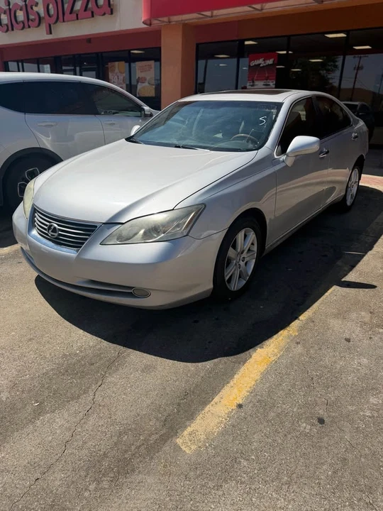 2008 Lexus ES 5th Gen - Image 3 of 14