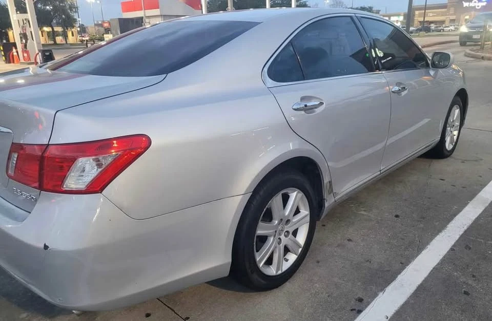 2008 Lexus ES 5th Gen - Image 4 of 13