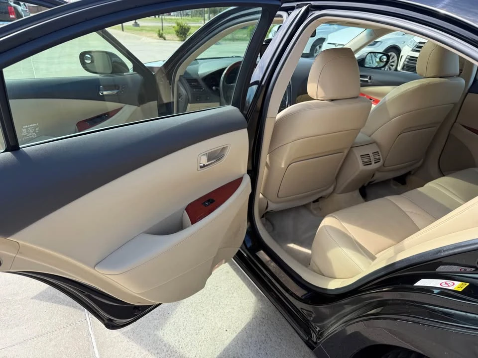 2008 Lexus ES 5th Gen - Image 11 of 15