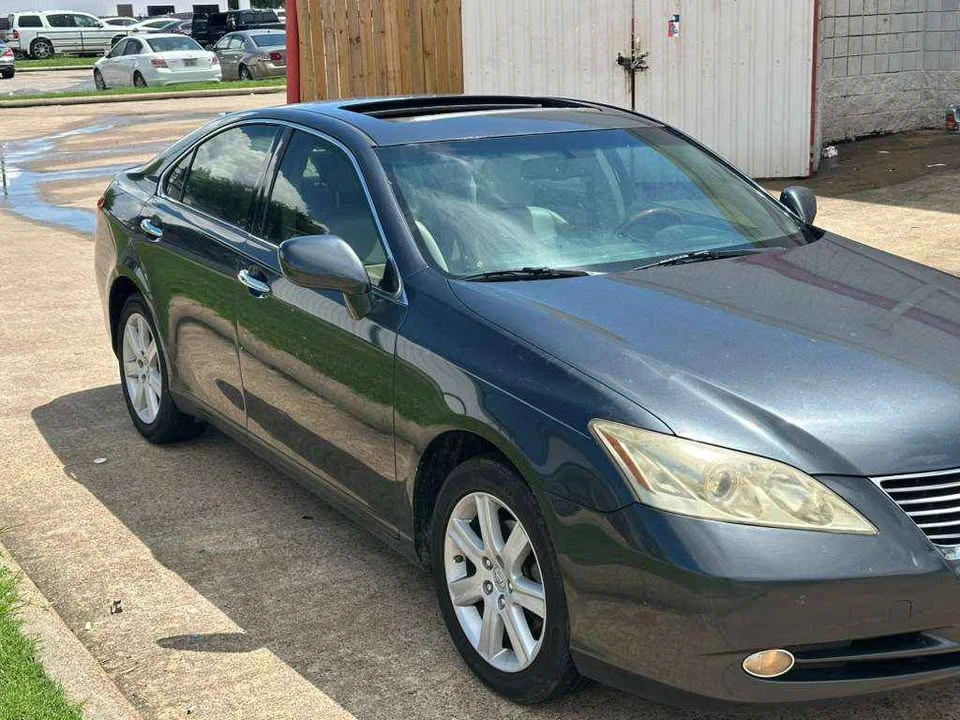 2008 Lexus ES 5th Gen - Image 4 of 12