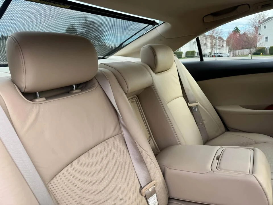 2008 Lexus ES 5th Gen - Image 9 of 14