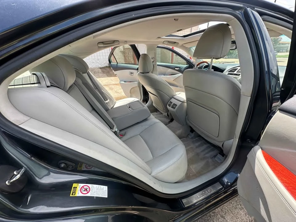 2008 Lexus ES 5th Gen - Image 11 of 12