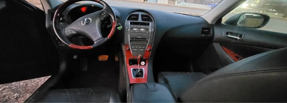 2008 Lexus ES 5th Gen - Image 5 of 9