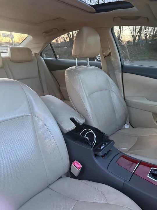 2008 Lexus ES 5th Gen - Image 13 of 17