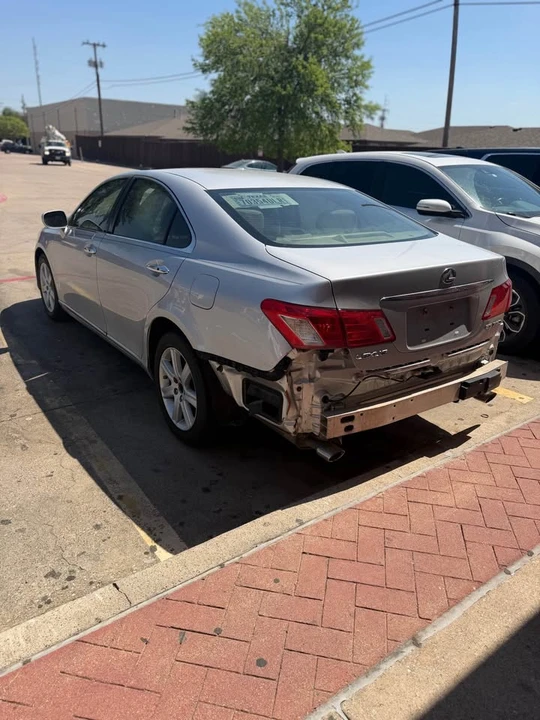 2008 Lexus ES 5th Gen - Image 12 of 14