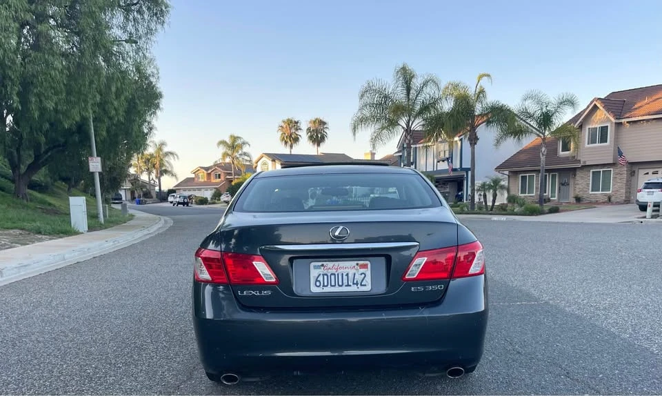 2008 Lexus ES 5th Gen - Image 3 of 8