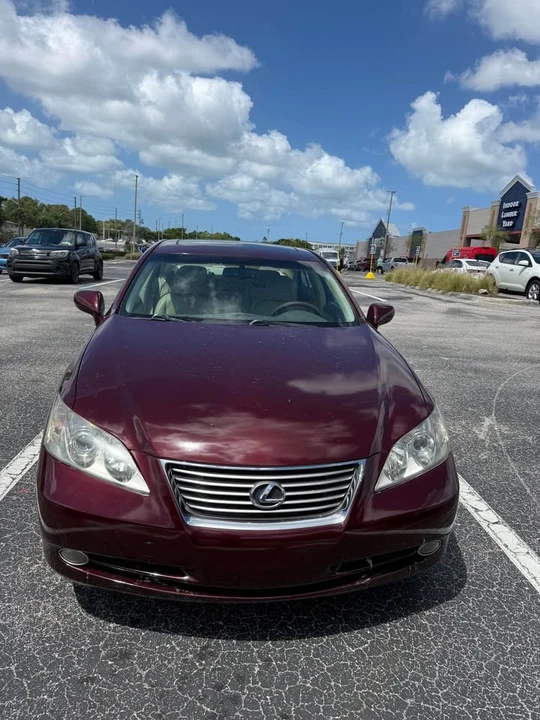 2008 Lexus ES 5th Gen - Image 2 of 7