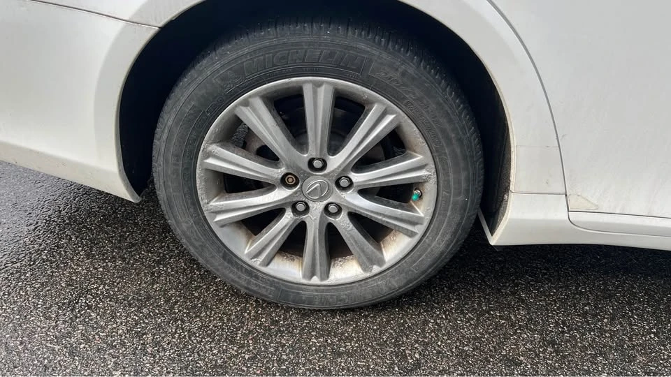 2008 Lexus ES 5th Gen - Image 7 of 11