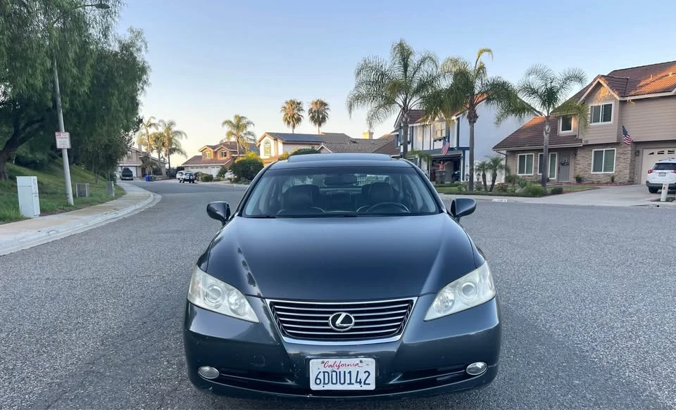 2008 Lexus ES 5th Gen - Image 4 of 8