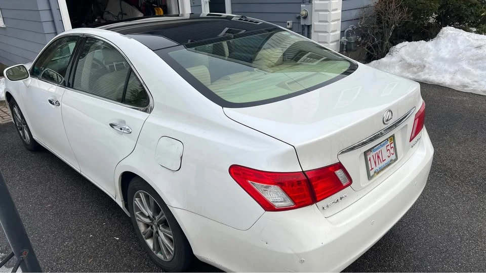 2008 Lexus ES 5th Gen - Image 3 of 11