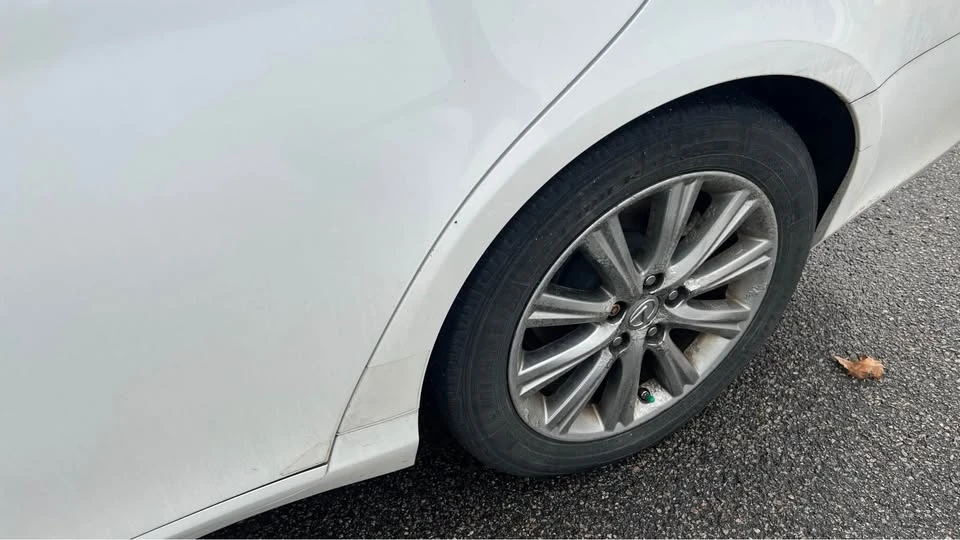 2008 Lexus ES 5th Gen - Image 9 of 11