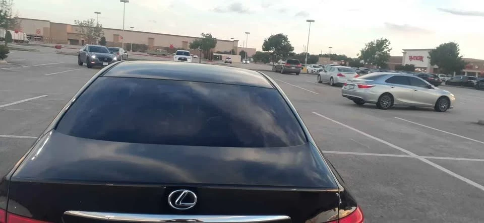 2008 Lexus ES 5th Gen - Image 2 of 9